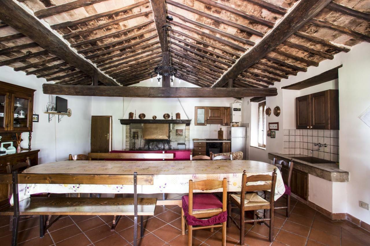 Agriturismo Oria Bianca San Quirico d'Orcia Exterior photo